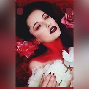 Be Still My Juicy ❤️ Earrings